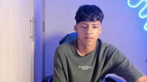 dante_martinez1 online show from 17, 4, 2026