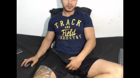 Snapshot of dantebrown1 chatting on 9, 2, 2025 dantebrown1 online show from 9, 2, 2025