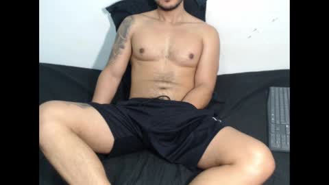 Snapshot of dantebrown1 chatting on 12, 2, 2025 dantebrown1 online show from 12, 2, 2025