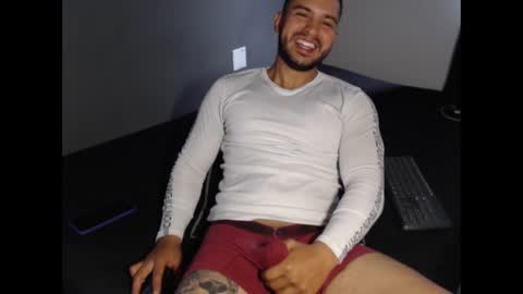 Snapshot of dantebrown1 chatting on 30, 9, 2025 dantebrown1 online show from 30, 9, 2025