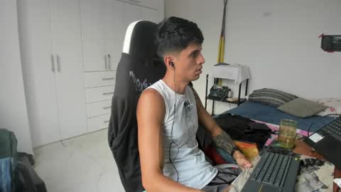 X Dante7373574 online show from 22, 4, 2026