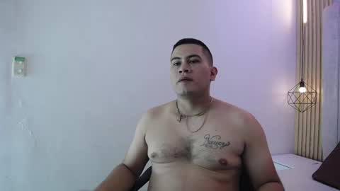 Luna y Dante online show from 24, 3, 2026