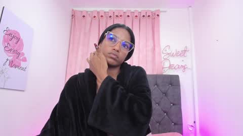 hi im DanyBest Squirter here on cb online show from 22, 12, 2024