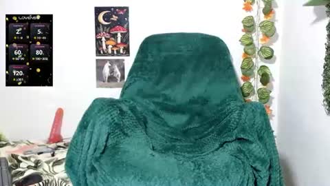dany_milk online show from 5, 7, 2026