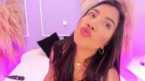 Snapshot of danymontiel chatting on 1, 11, 2025 Dany online show from 1, 11, 2025