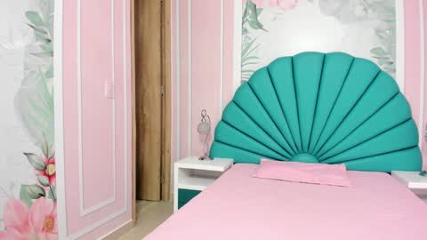 Snapshot of daphne_fox_ chatting on 16, 1, 2025 Daphne online show from 16, 1, 2025