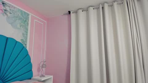 Snapshot of daphne_fox_ chatting on 8, 2, 2025 Daphne online show from 8, 2, 2025