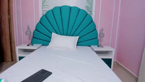 Snapshot of daphne_fox_ chatting on 22, 2, 2025 Daphne online show from 22, 2, 2025