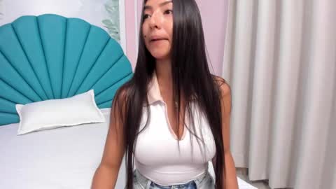 Snapshot of daphne_fox_ chatting on 1, 3, 2025 Daphne online show from 1, 3, 2025