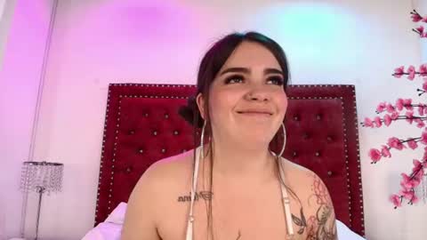 Daphne  online show from 28, 7, 2026