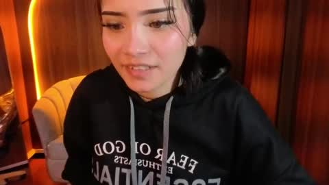daphne_nicole_b online show from 6, 5, 2026