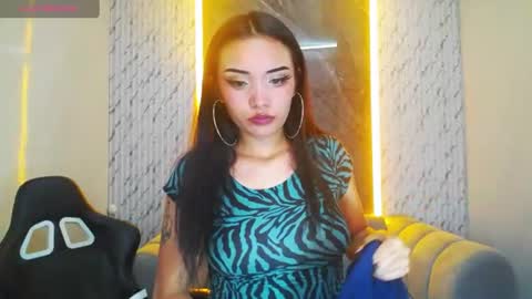 daphne_nicole_b online show from 1, 7, 2026