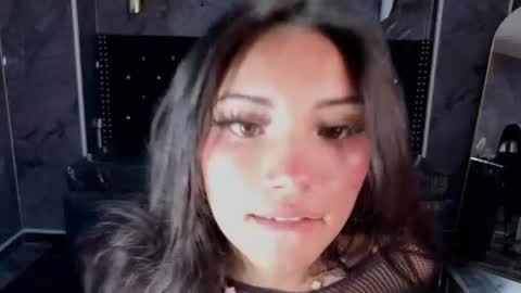 daphne_nicole_b online show from 28, 7, 2026