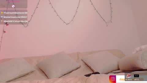 Snapshot of daphnewalker__ chatting on 21, 12, 2025 Daphne online show from 21, 12, 2025