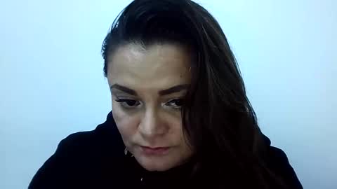 dapnne online show from 28, 10, 2025