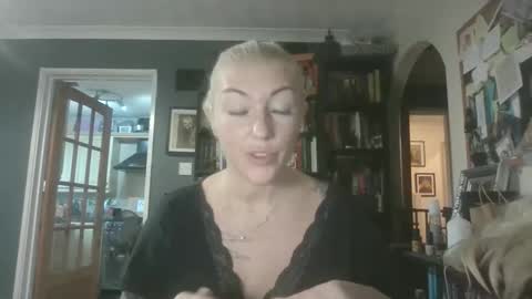 Darcy online show from 9, 2, 2026