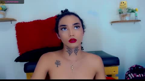 Snapshot of darianna_atehortua chatting on 5, 3, 2026 Dary online show from 5, 3, 2026