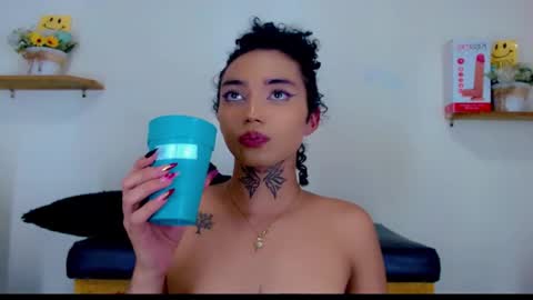 Snapshot of darianna_atehortua chatting on 6, 3, 2026 Dary online show from 6, 3, 2026