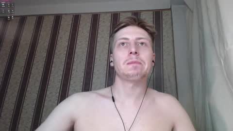 Snapshot of darienlarge chatting on 24, 2, 2025 darienlarge online show from 24, 2, 2025