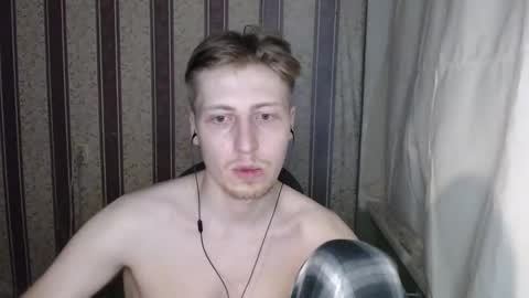 Snapshot of darienlarge chatting on 25, 2, 2025 darienlarge online show from 25, 2, 2025