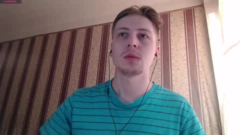 Snapshot of darienlarge chatting on 25, 2, 2025 darienlarge online show from 25, 2, 2025