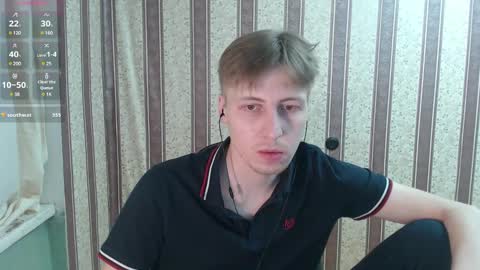 Snapshot of darienlarge chatting on 3, 3, 2025 darienlarge online show from 3, 3, 2025