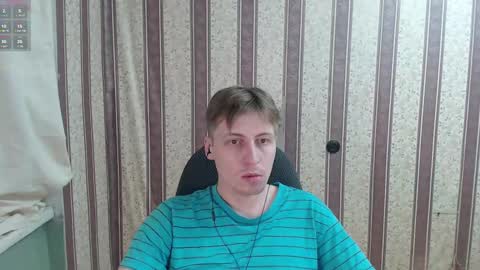 Snapshot of darienlarge chatting on 4, 3, 2025 darienlarge online show from 4, 3, 2025