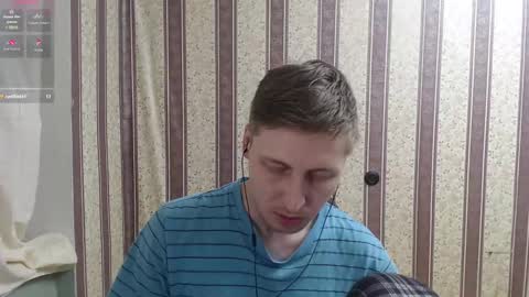 Snapshot of darienlarge chatting on 5, 3, 2025 darienlarge online show from 5, 3, 2025