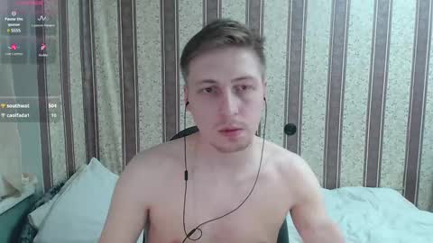 Snapshot of darienlarge chatting on 7, 3, 2025 darienlarge online show from 7, 3, 2025