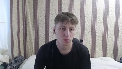 Snapshot of darienlarge chatting on 9, 3, 2025 darienlarge online show from 9, 3, 2025