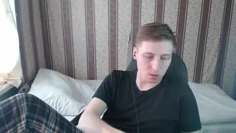 Snapshot of darienlarge chatting on 10, 3, 2025 darienlarge online show from 10, 3, 2025