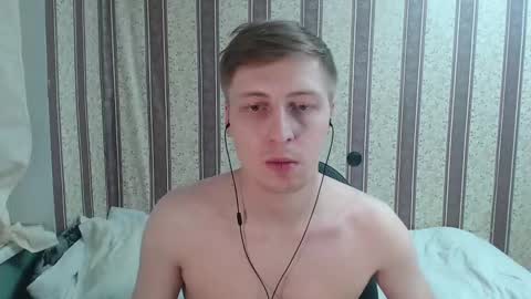 Snapshot of darienlarge chatting on 12, 3, 2025 darienlarge online show from 12, 3, 2025