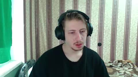 Snapshot of darienlarge chatting on 20, 10, 2025 darienlarge online show from 20, 10, 2025