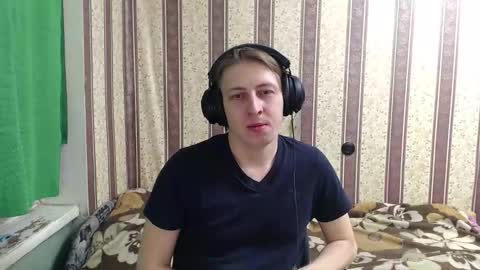 Snapshot of darienlarge chatting on 22, 10, 2025 darienlarge online show from 22, 10, 2025