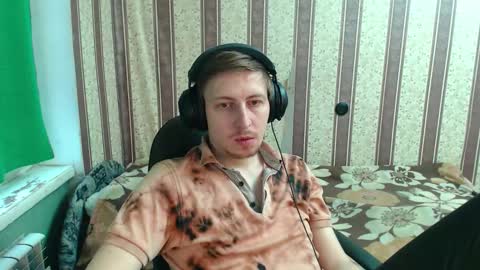 Snapshot of darienlarge chatting on 7, 11, 2025 darienlarge online show from 7, 11, 2025