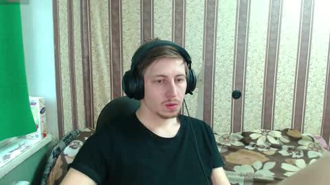 Snapshot of darienlarge chatting on 9, 11, 2025 darienlarge online show from 9, 11, 2025