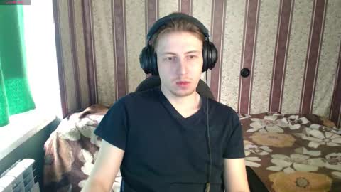 Snapshot of darienlarge chatting on 23, 11, 2025 darienlarge online show from 23, 11, 2025