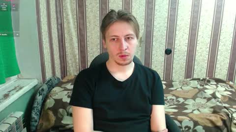 Snapshot of darienlarge chatting on 2, 12, 2025 darienlarge online show from 2, 12, 2025