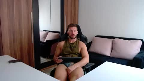 darius_94 online show from 27, 9, 2025