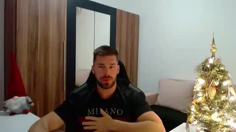 darius_94 online show from 19, 12, 2025