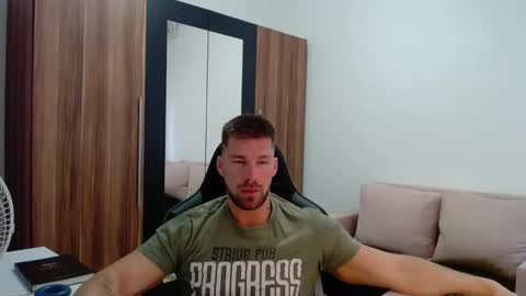 darius_94 online show from 16, 1, 2026