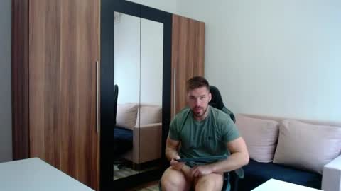 darius_94 online show from 1, 5, 2026