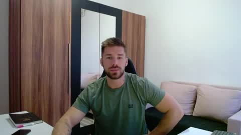 darius_94 online show from 2, 5, 2026