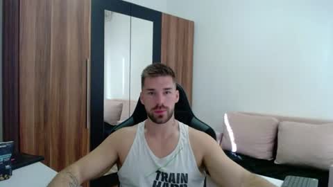 darius_94 online show from 26, 6, 2026
