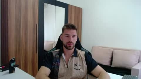 darius_94 online show from 27, 6, 2026