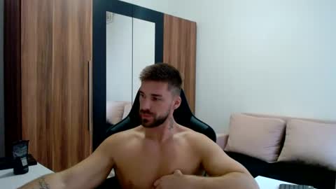 darius_94 online show from 3, 7, 2026