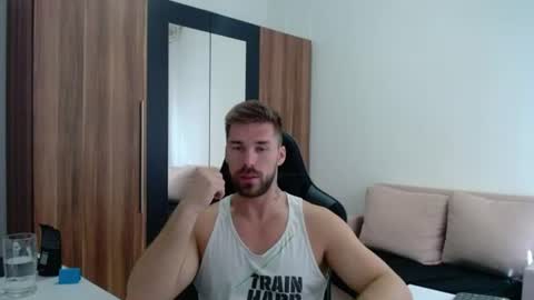 darius_94 online show from 7, 7, 2026