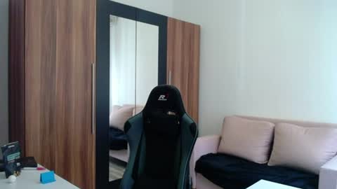 darius_94 online show from 20, 7, 2026