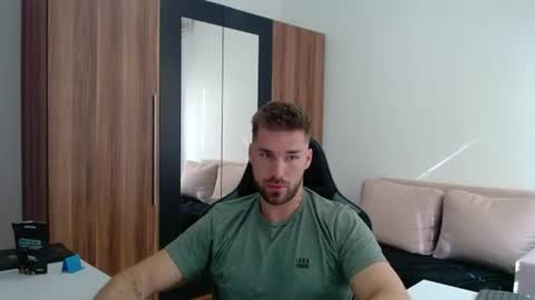 darius_94 online show from 23, 7, 2026