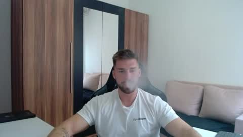 darius_94 online show from 27, 7, 2026